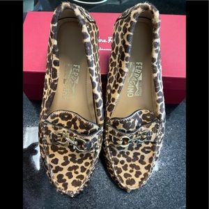 Womens Shoes Salvatore Ferragamo like new 8.5